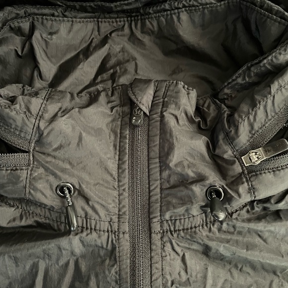 Older Lululemon Belted Windbreaker - Picture 3 of 6
